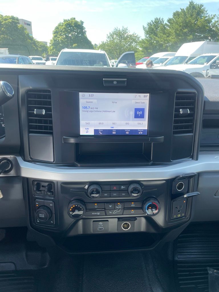 2026 Ford F-350 Chassis XL