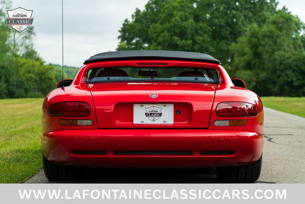 1992 Dodge Viper 31
