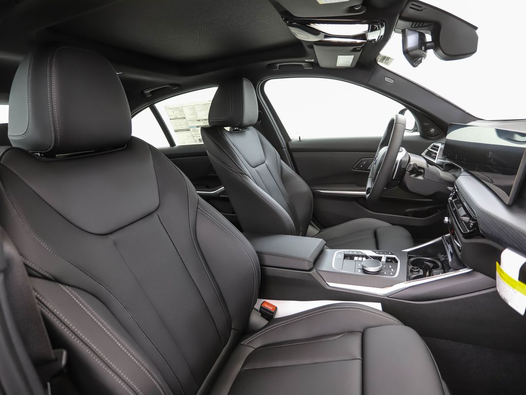 Thumbnail: 2026 BMW 3 Series - 31