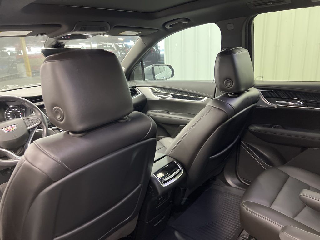 2023 Cadillac XT6 Premium Luxury - 10