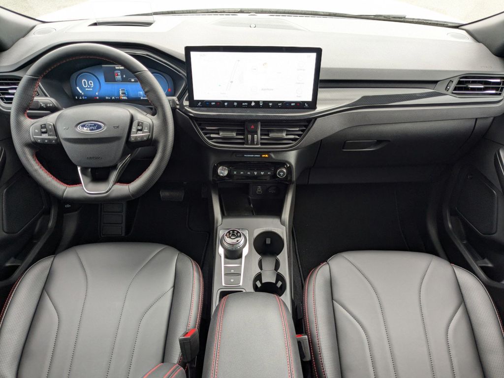 2025 Ford Escape ST-Line Elite