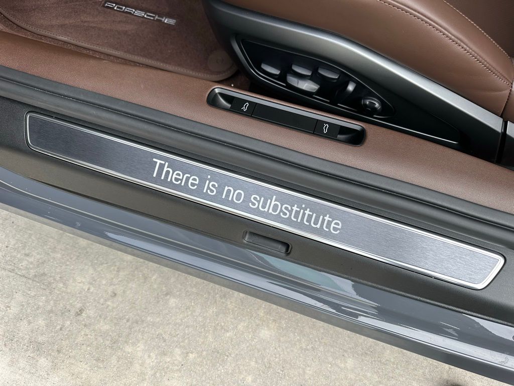 Thumbnail: 2026 Porsche 911 - 22