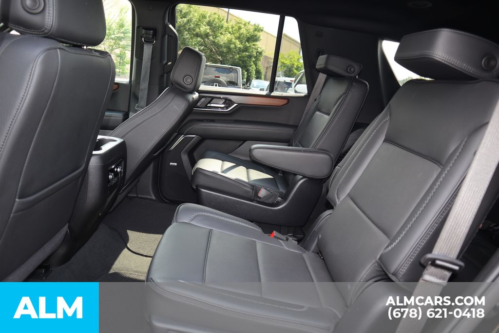 Used 2025 Black GMC Denali image 17