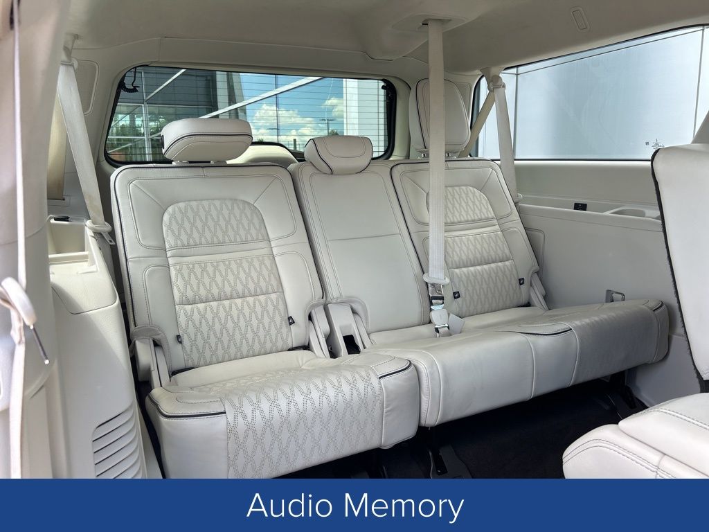 2021 Lincoln Navigator L Black Label