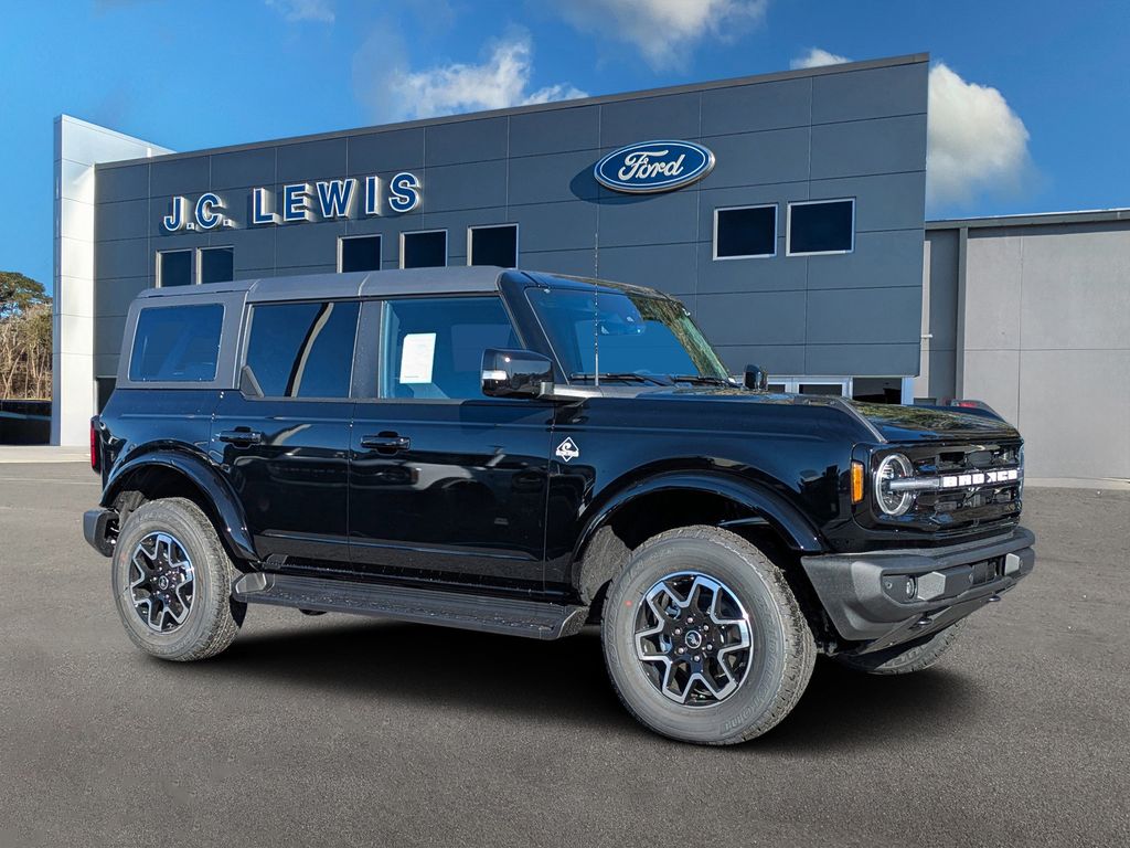 2025 Ford Bronco Outer Banks