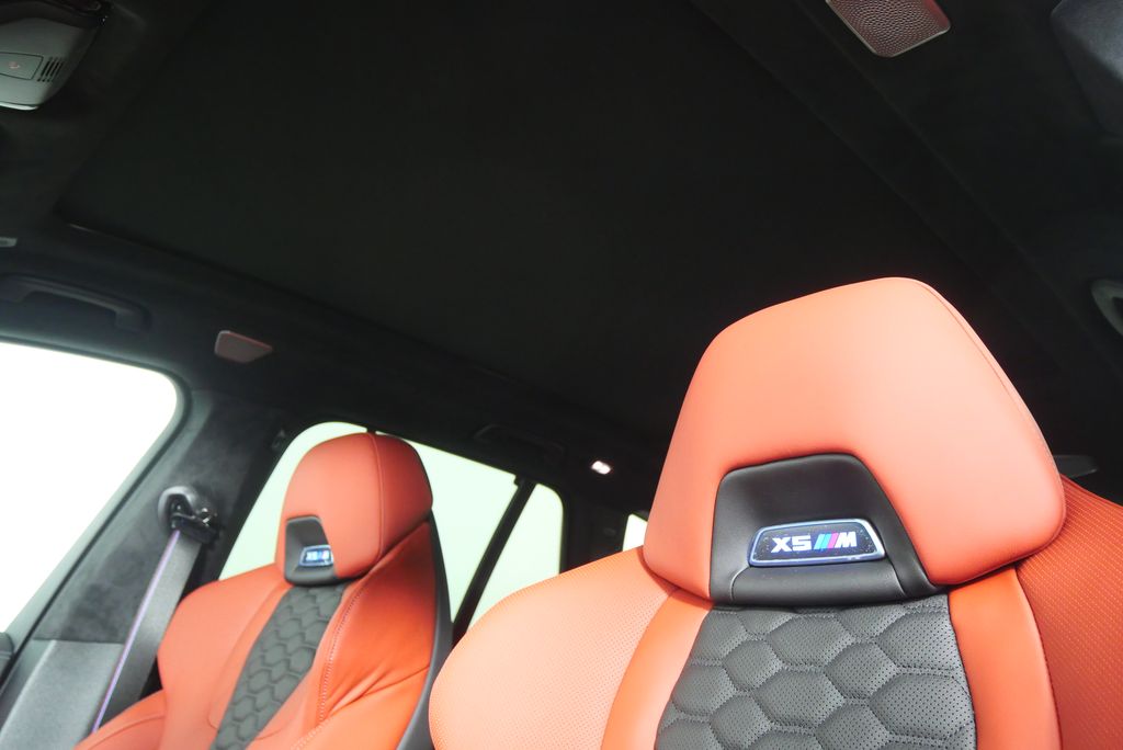 Thumbnail: 2026 BMW X5 - 13