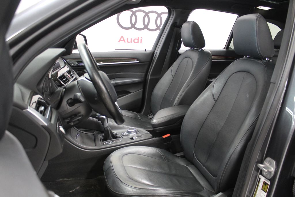 Thumbnail: 2018 BMW X1 - 11