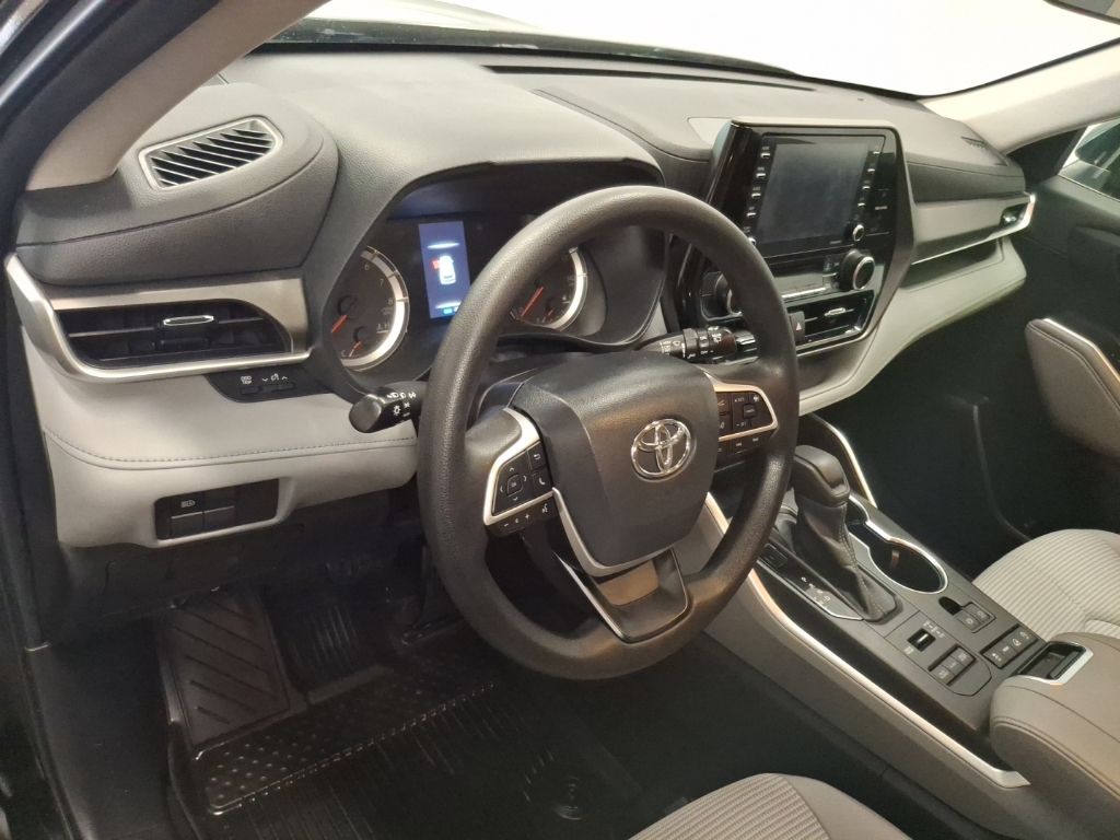 Used 2022 Toyota Highlander SUV