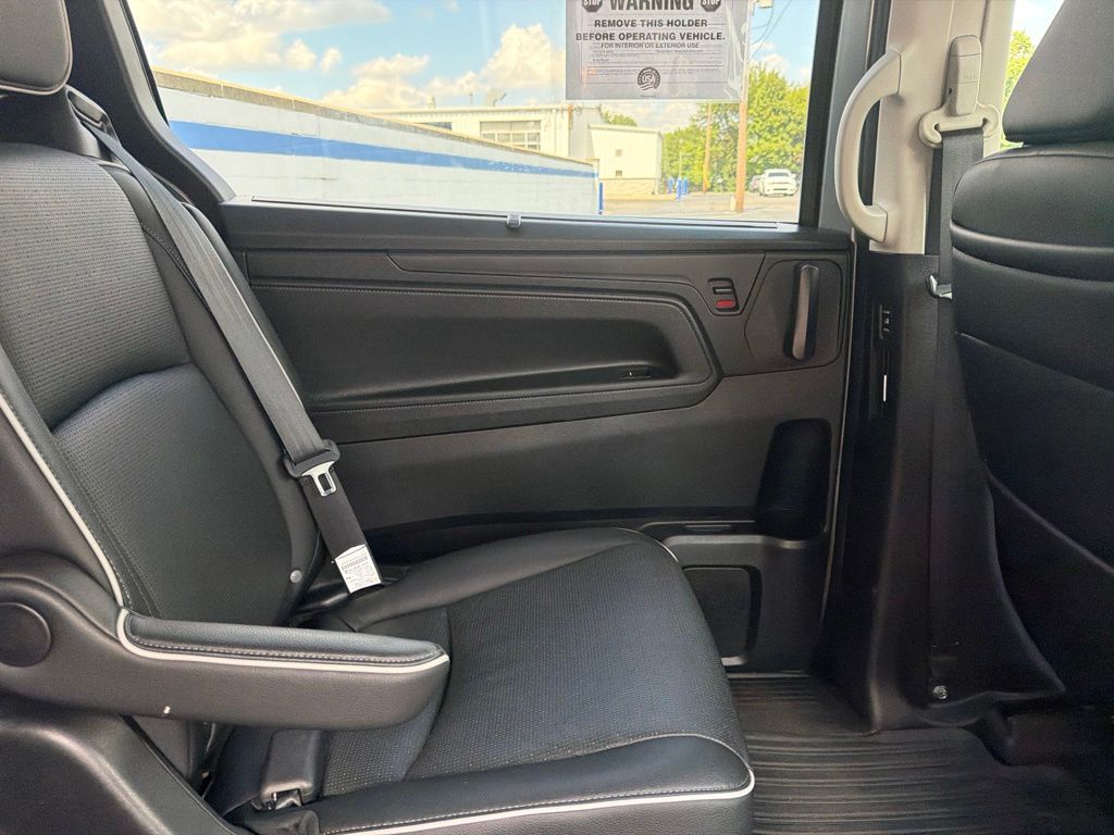 Thumbnail: 2025 Honda Odyssey - 20
