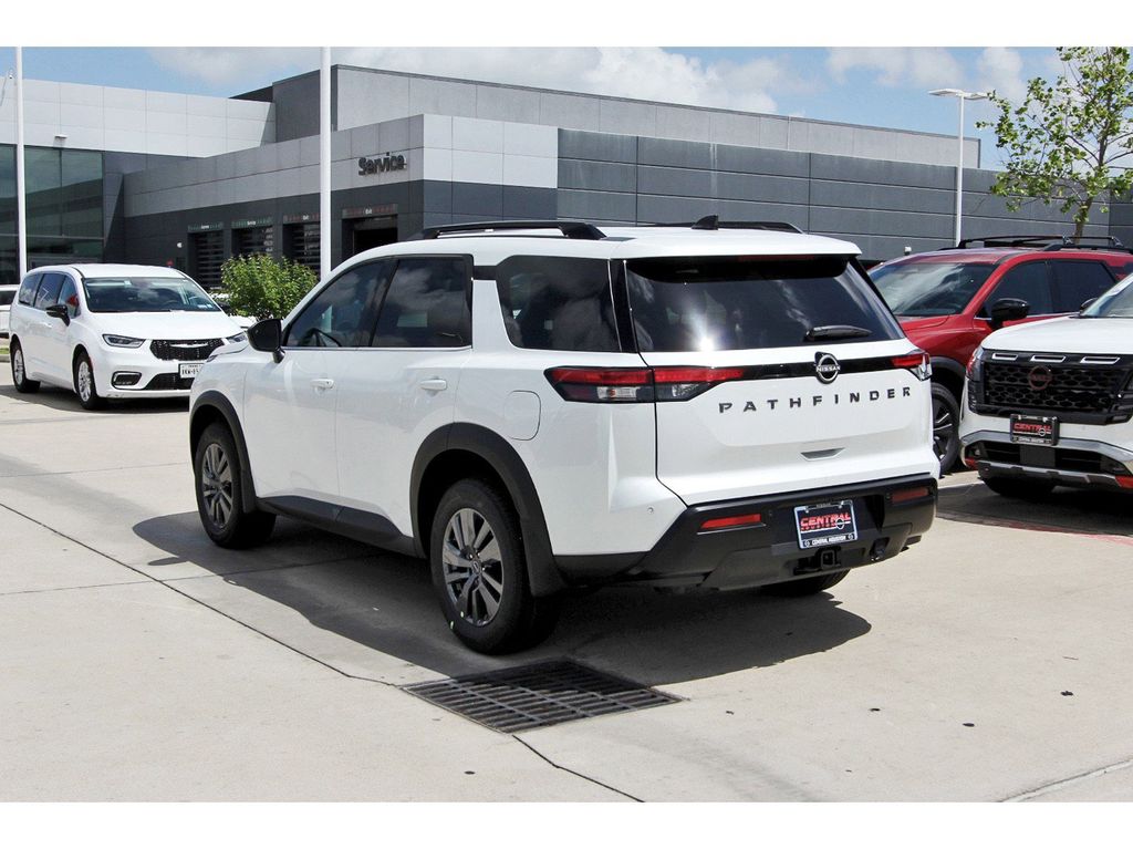 2026 Nissan Pathfinder SV - 2