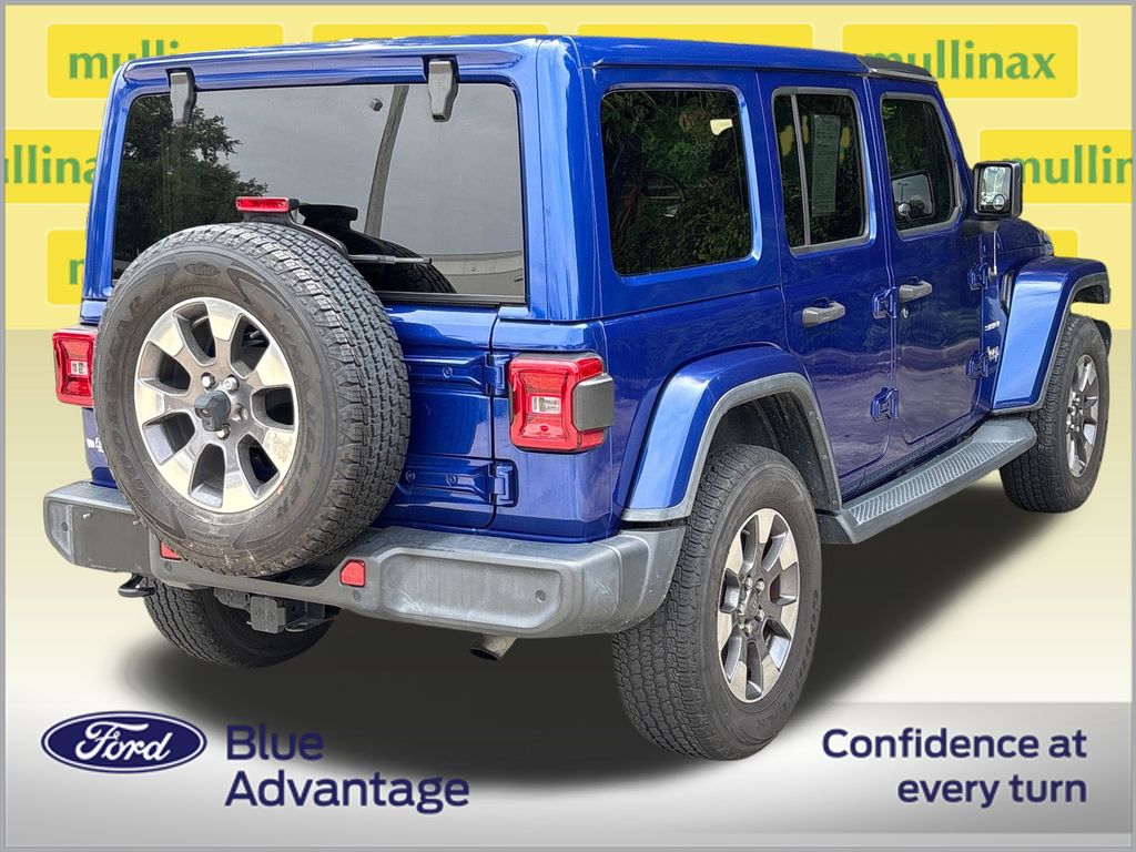 Used 2018 Blue Jeep Unlimited Sahara image 4