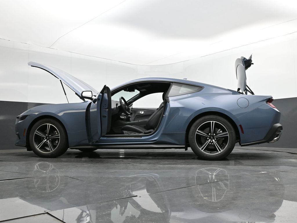 2025 Ford Mustang EcoBoost Premium Fastback
