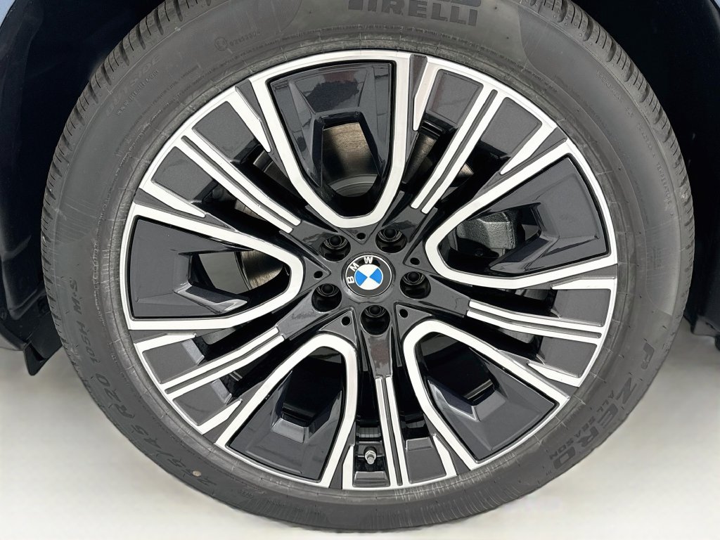 Thumbnail: 2026 BMW X3 - 29