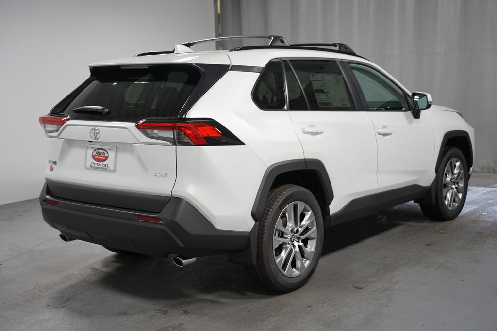 Thumbnail: 2025 Toyota RAV4 - 8