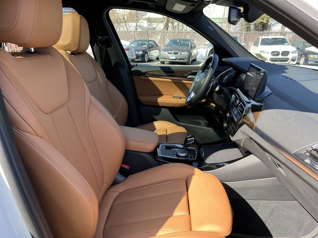 Thumbnail: 2023 BMW X3 - 26