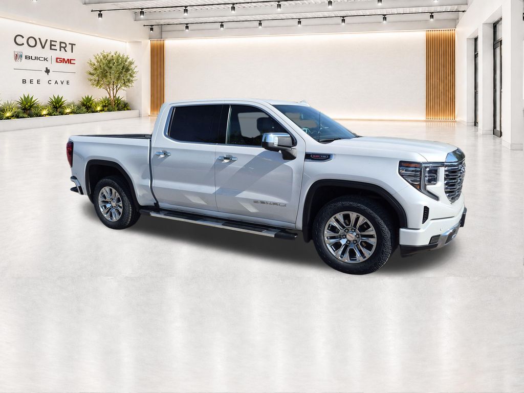 Used 2023 White GMC Denali image 17