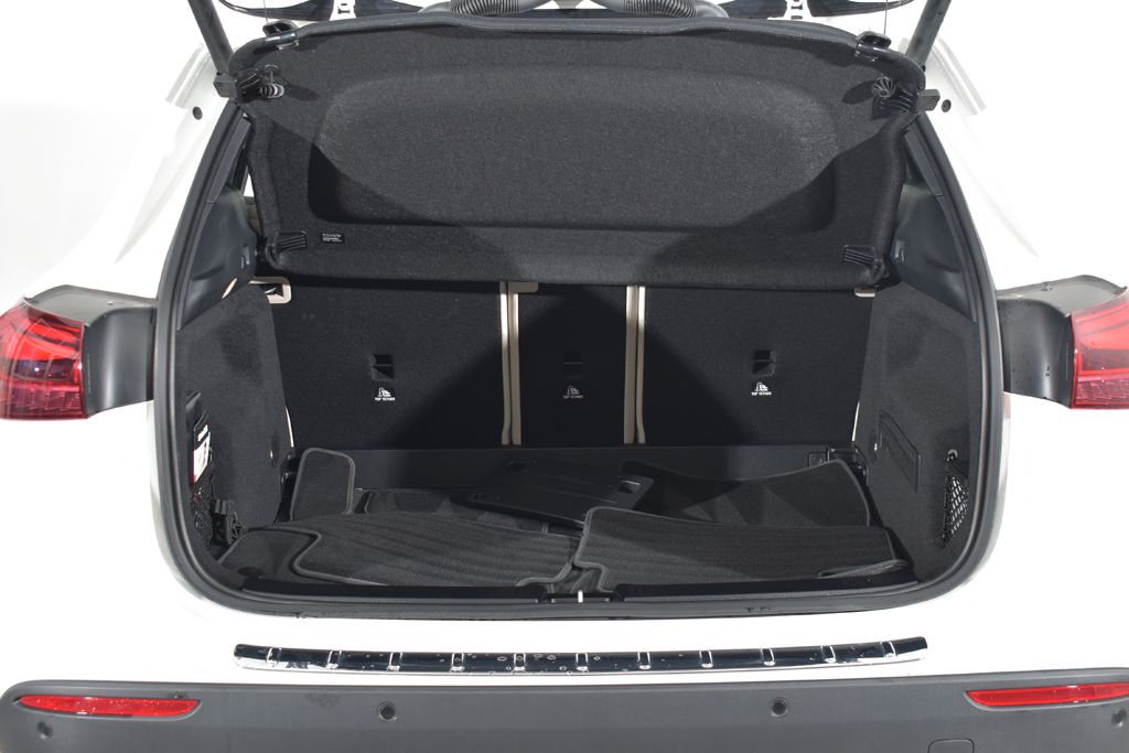 Thumbnail: 2026 Mercedes-Benz GLA - 5