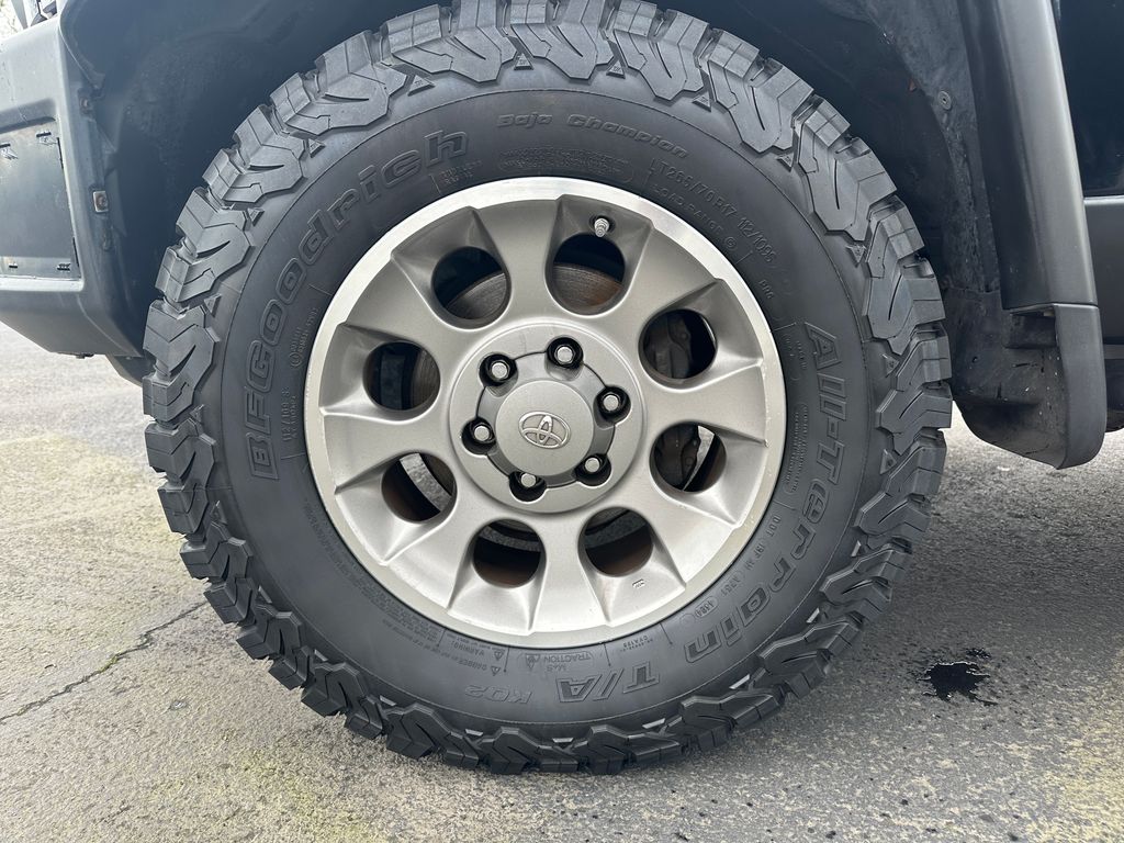 2013 Toyota FJ Cruiser Base