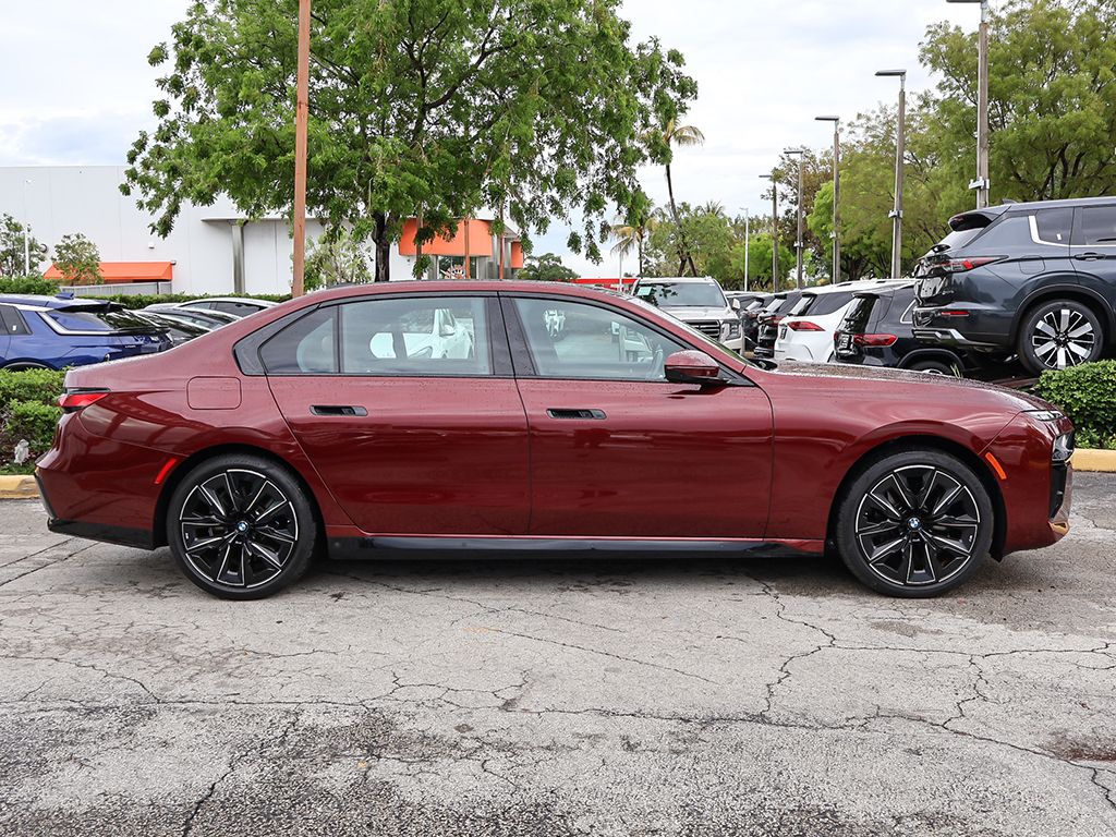 Used 2023 Red BMW 740i image 22