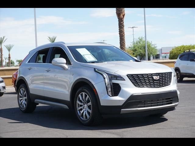 2022 Cadillac XT4 Premium Luxury 4