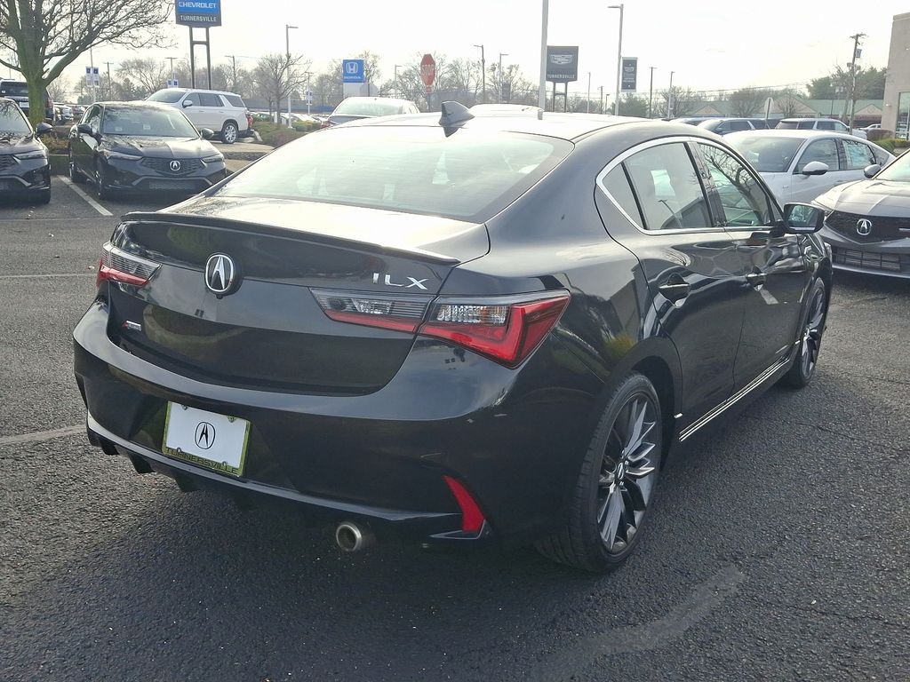 2022 Acura ILX Premium 6