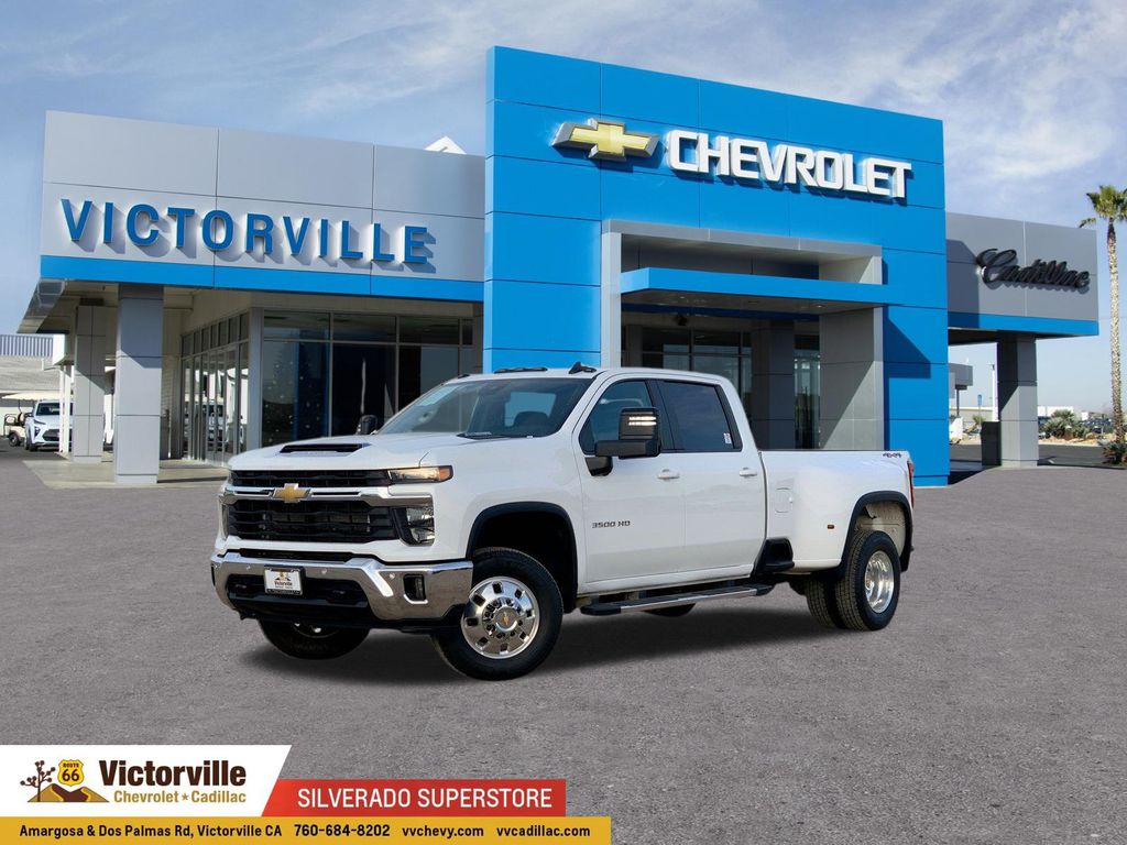 2025 Chevrolet Silverado 3500HD LT Crew Cab 4WD
