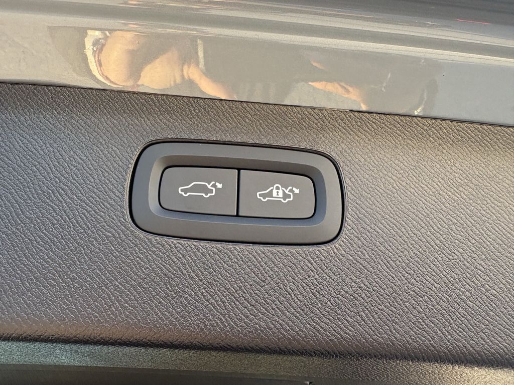 New 2026 Gray Volvo B6 Plus 6-Seater image 27