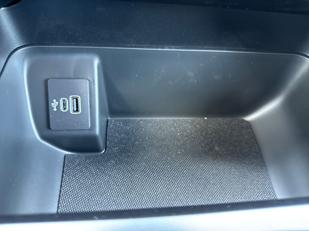 New 2026 Silver Ford XLT image 30