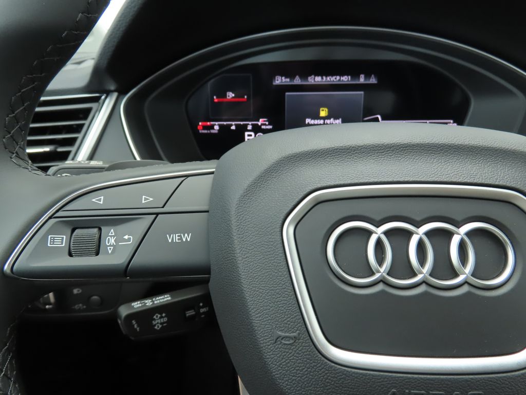 2025 Audi Q5  11