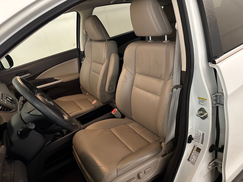 Used 2014  Honda EX-L image 17