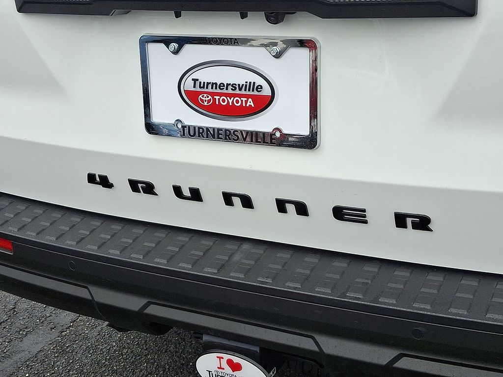 Thumbnail: 2025 Toyota 4Runner - 29