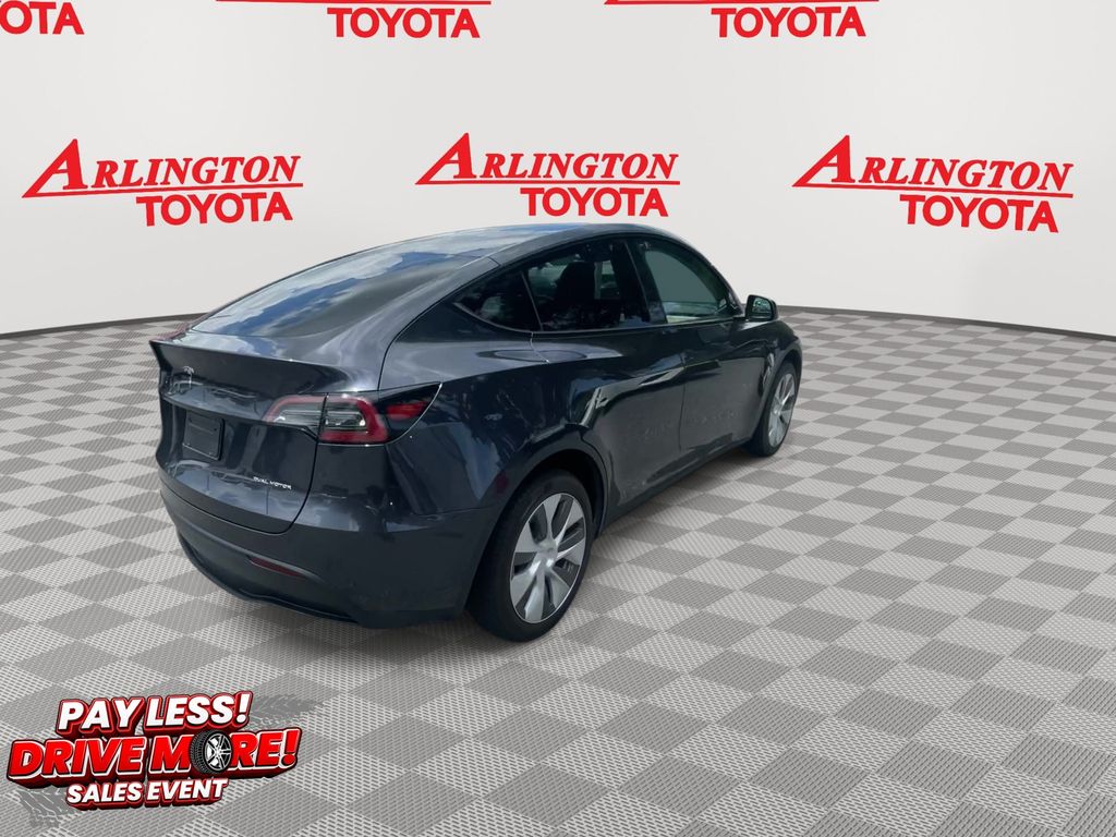 Used 2024 Tesla Model Y Long Range with VIN 7SAYGDEE8RA227624 for sale in Jacksonville, FL