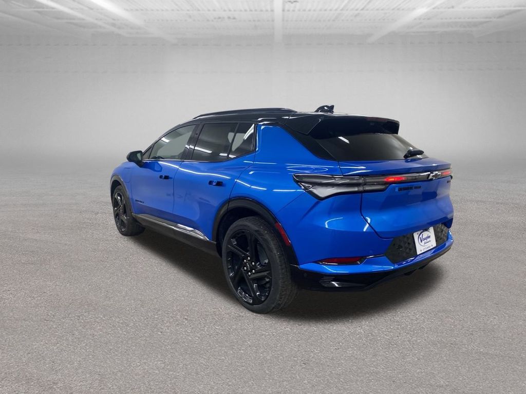 2025 Chevrolet Equinox EV RS photo