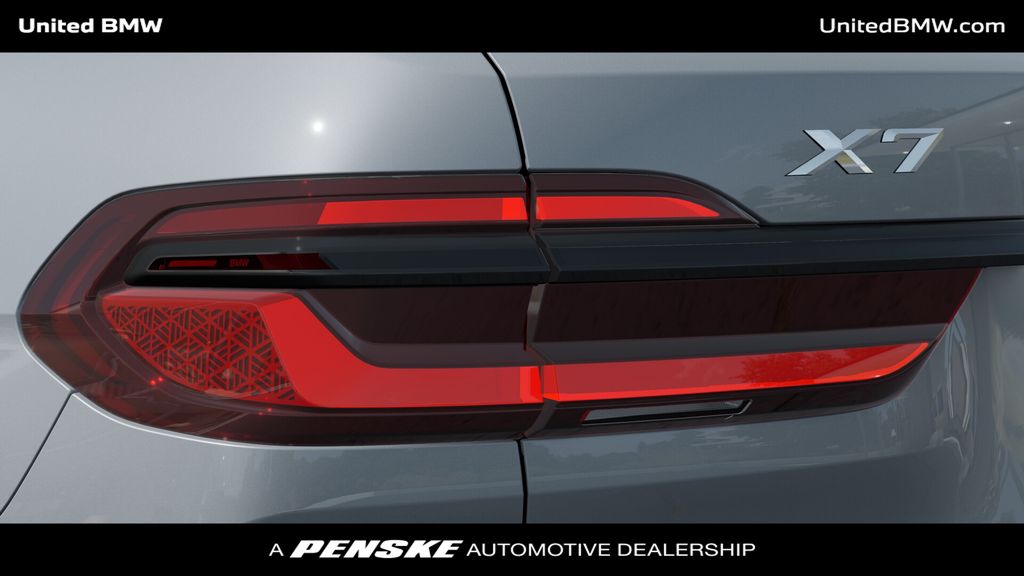 Thumbnail: 2027 BMW X7 - 8