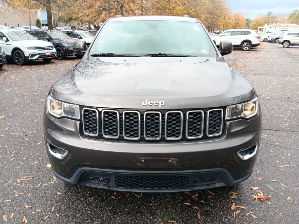 2017 Jeep Grand Cherokee Laredo 8