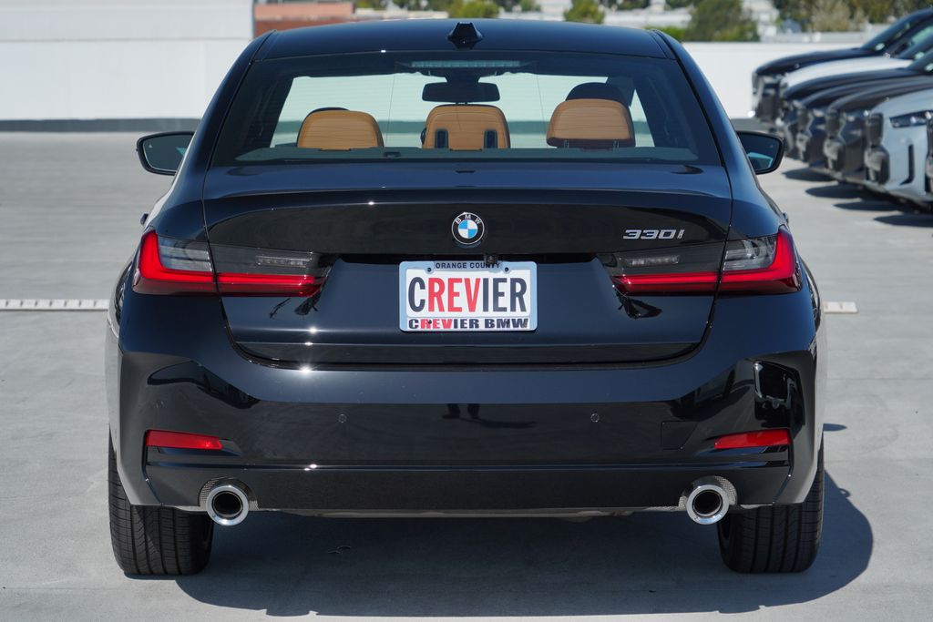 Thumbnail: 2026 BMW 3 Series - 6