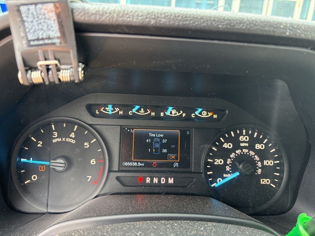View vehicle photo 2