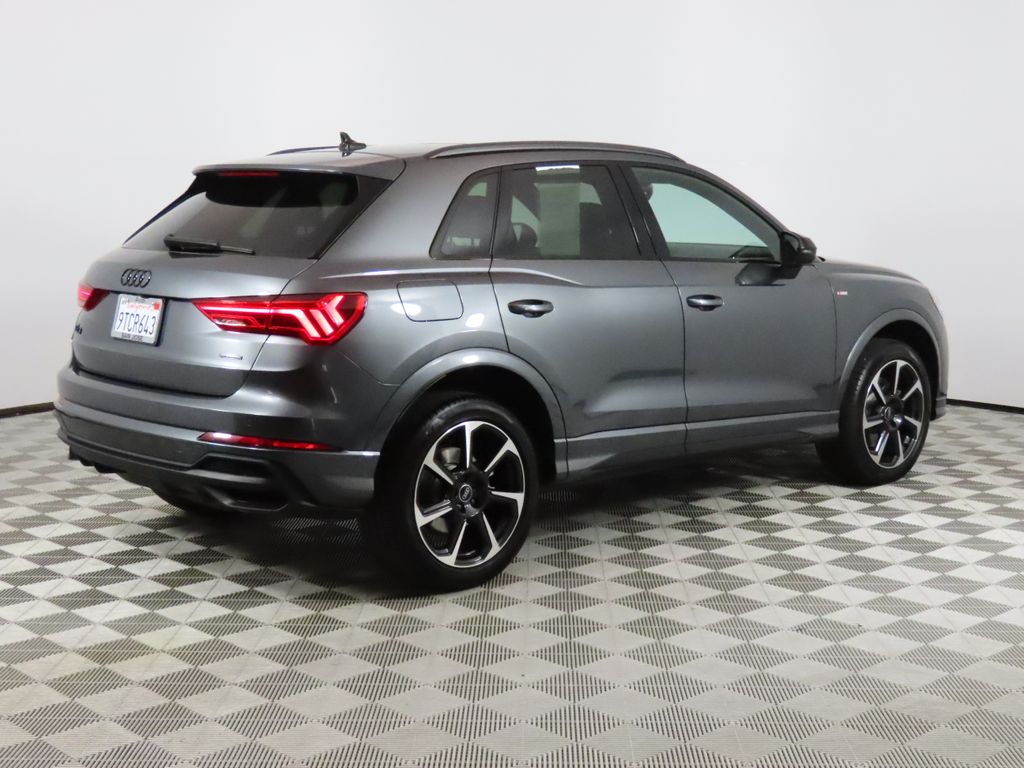 Thumbnail: 2025 Audi Q3 - 5