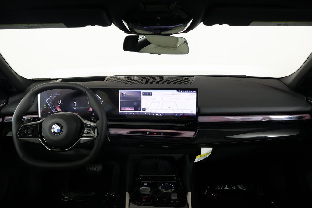 Thumbnail: 2027 BMW 5 Series - 4