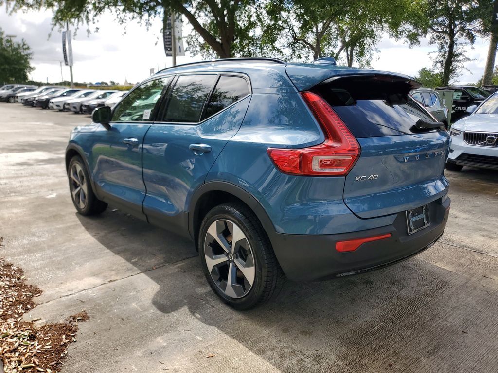 used 2023 Volvo XC40 car, priced at $28,195
