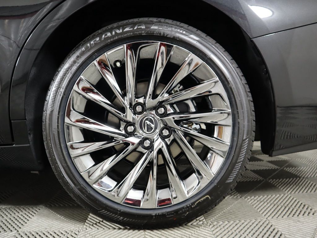 Thumbnail: 2024 Lexus ES - 31