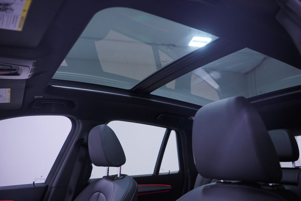 Thumbnail: 2020 BMW X1 - 8