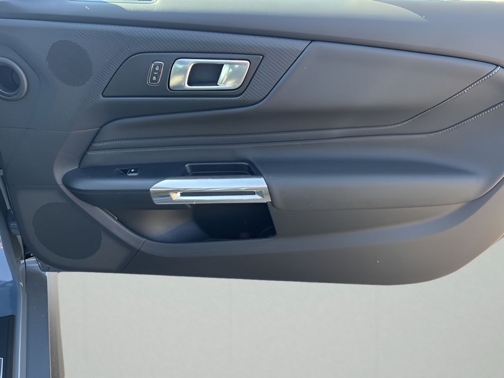 2025 Ford Mustang