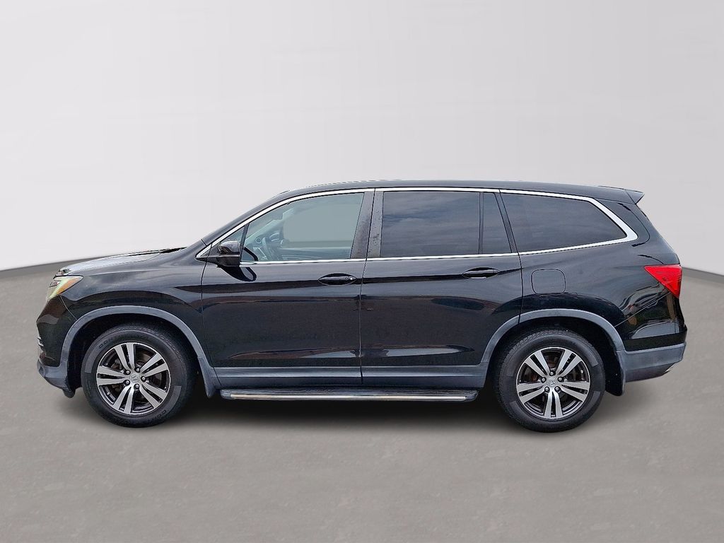 Thumbnail: 2016 Honda Pilot - 7