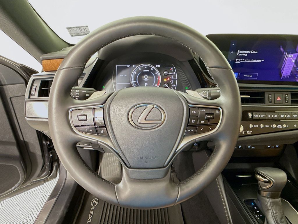 Thumbnail: 2023 Lexus ES - 11
