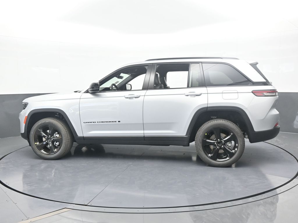 New 2025 Silver Zynith Jeep Limited image 3