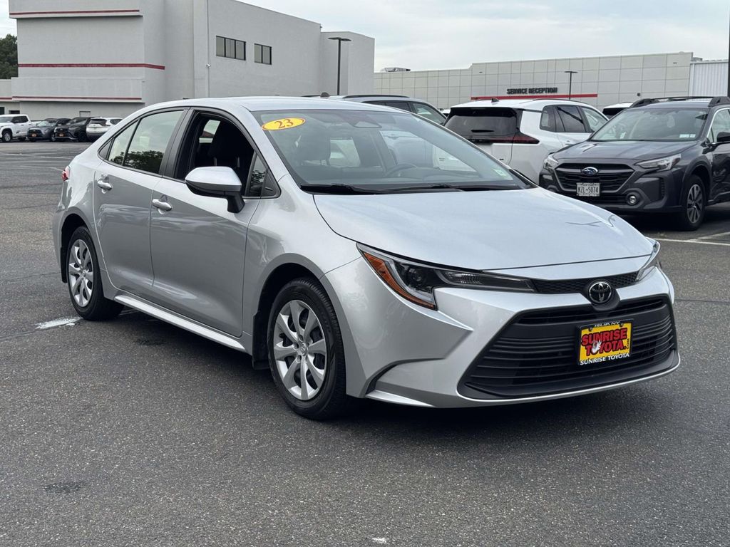 Classic Silver Metallic 2023 Toyota Corolla Sedan Front-Wheel Drive Continuously Variable Transmission