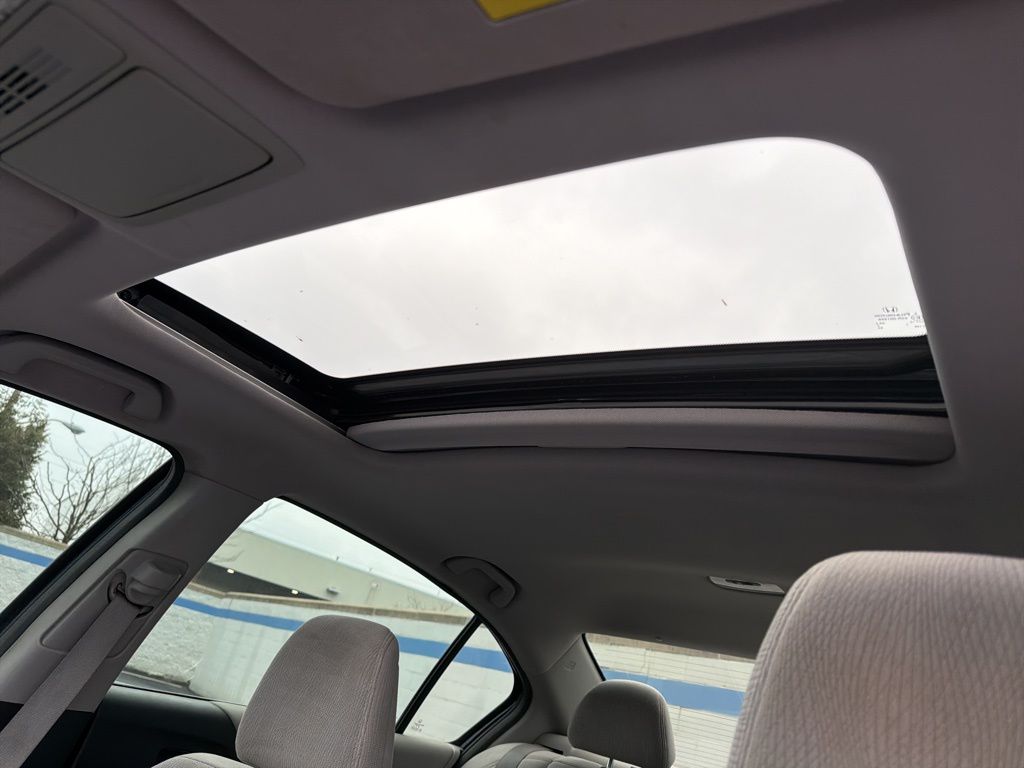 Thumbnail: 2015 Honda Accord - 11