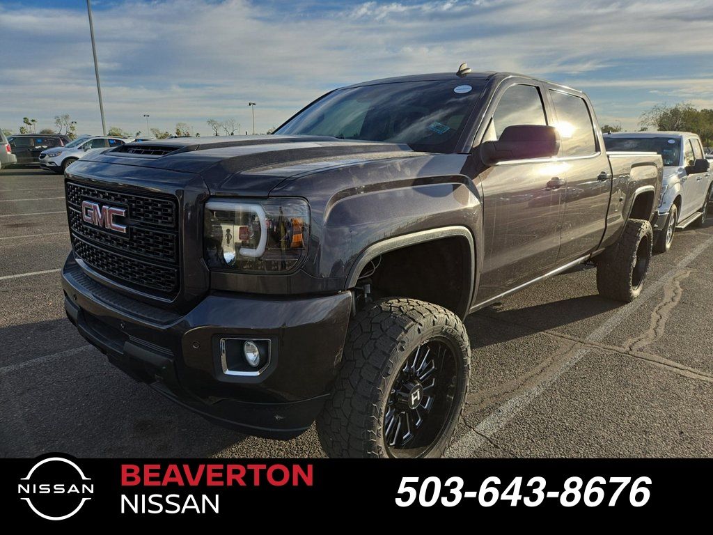 2015 GMC Sierra 2500HD Denali Crew Cab SB 4WD