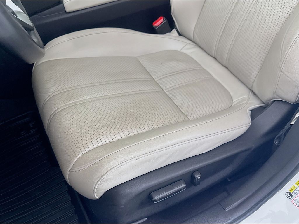 Used Car 2019 Honda Insight  Touring For Sale Under $20,000 In Austin, Texas